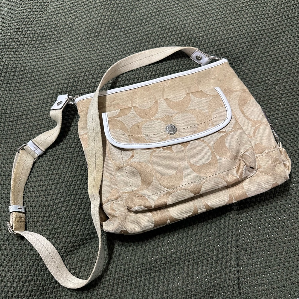 Coach Beige Shoulder Bag